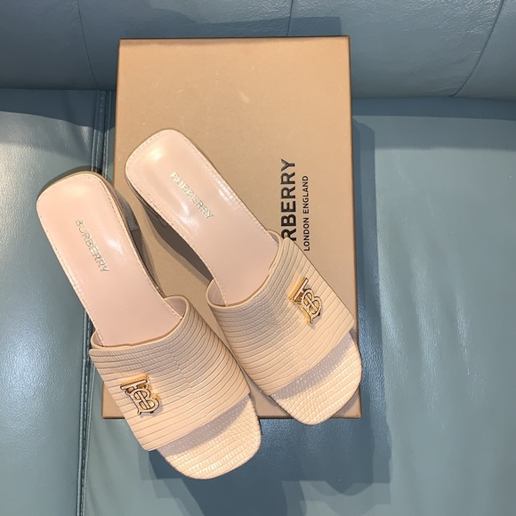 Burberry Winnie Lizard-Embossed Mule Sandals - Picture 2 of 10